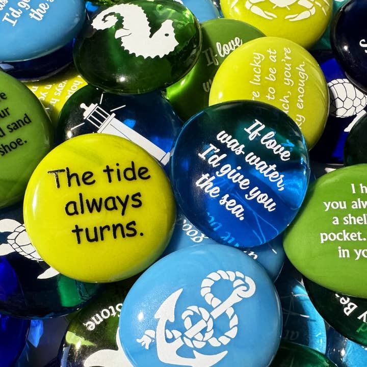 Collection de pierres de verre de plage, 100 pièces pour la vente par Lifeforce Glass, Inc.