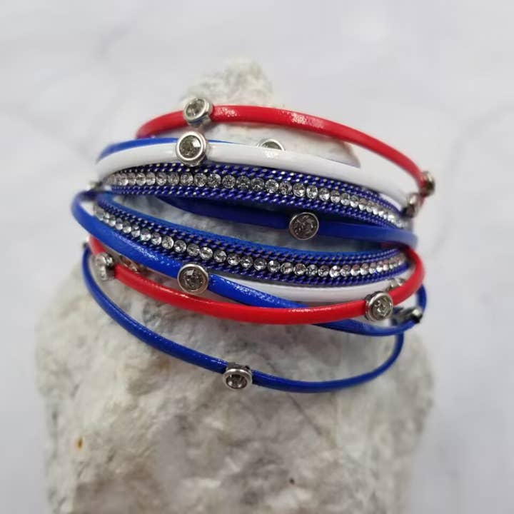 The Pretty Jewellery – Engroshandel Armbånd – Patriotisk lagdelt læder magnetisk Wrap armbånd