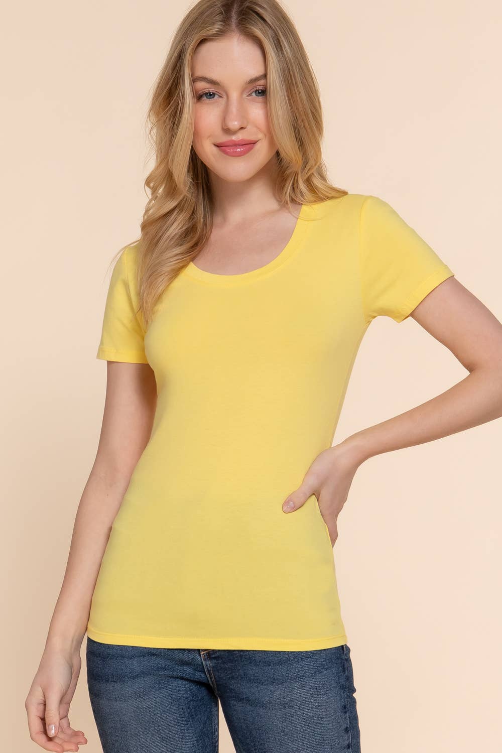 42POPS – Großhandel T-Shirt – Damen – ... SI-149 Basic T-Shirt mit U-Ausschnitt32