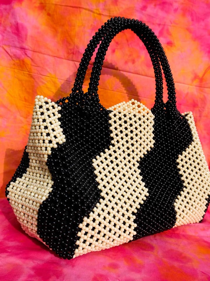BB BAGS | BEADED BLACK AND WHITE BAG | DOMINO EFFECT AFRTISANAL ACCESORY for wholesale by BATIK BOUTIK