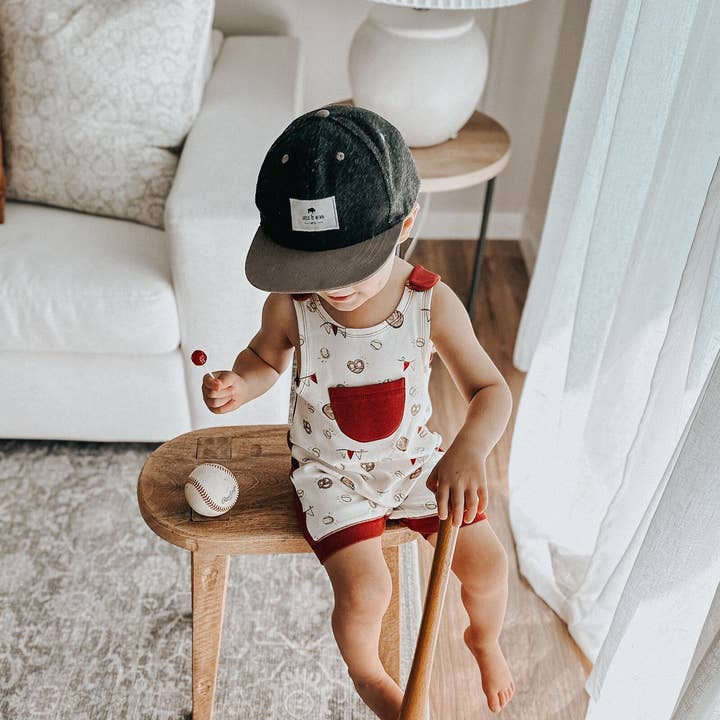 Speldag | Organische Mouwloze Romper voor wholesale door L'ovedbaby