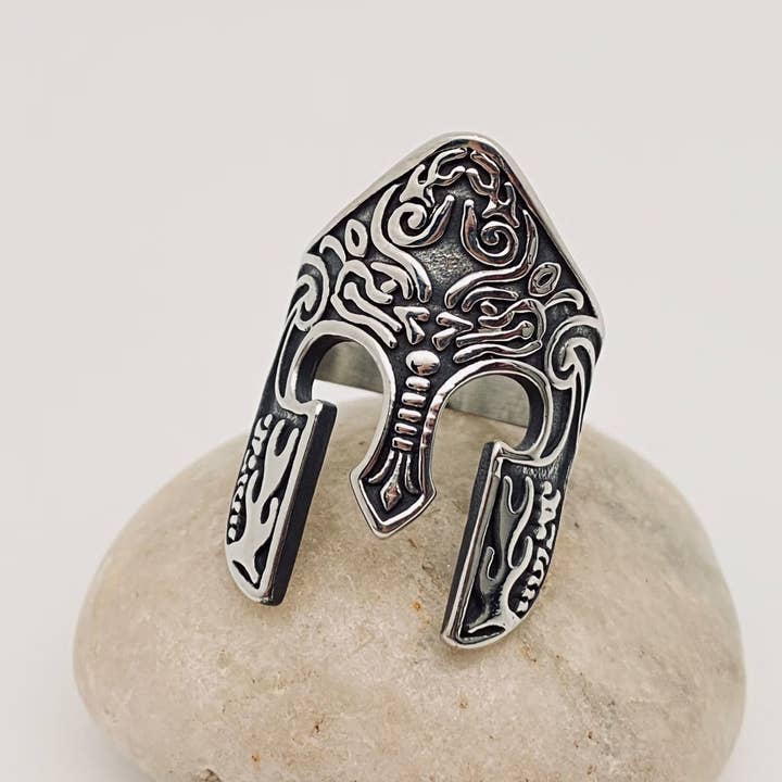 Mio Queena - Wholesale Cocktail/Statement Ring - Spartan Mask Stainless Steel Men's Ring Men's Jewelry