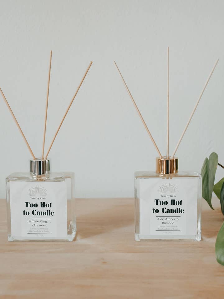 Too Hot to Candle 7 oz ikke-giftig rørdiffusor blomsterrør for engroshandel hos True by Katie