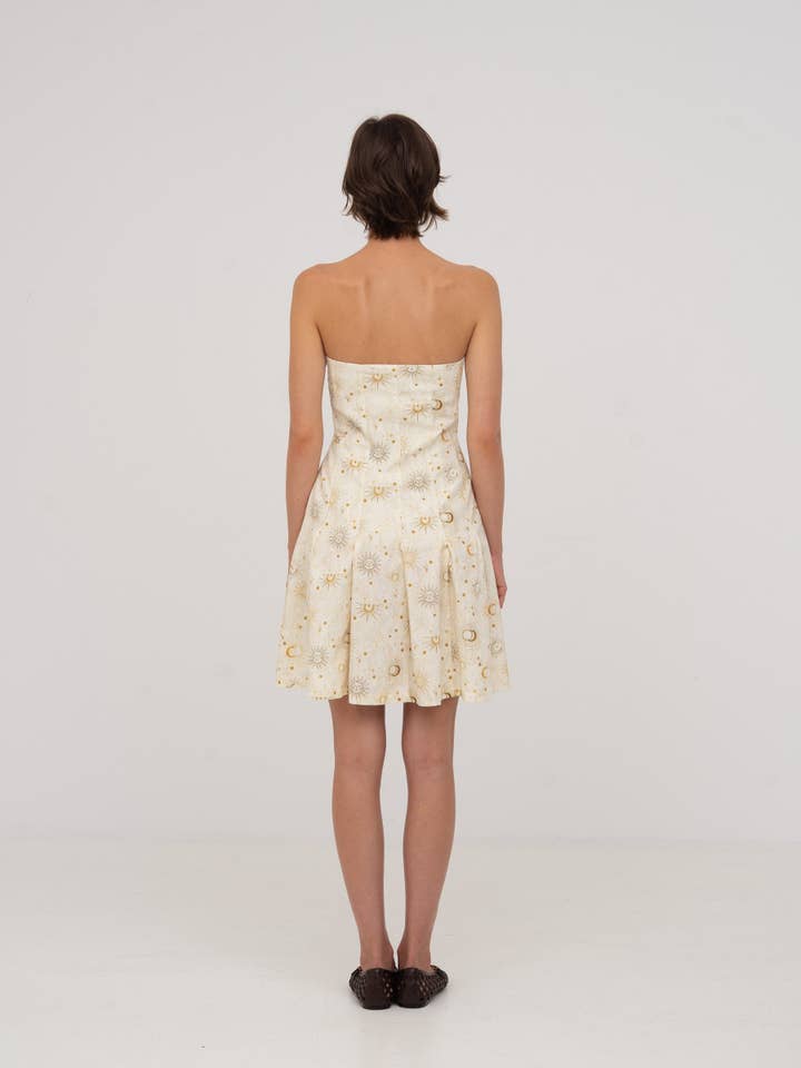 CARMEN SAYS - Vendita all'ingrosso Vestito - Donna - Abito Mini con Stampa del Sistema Solare Priest5