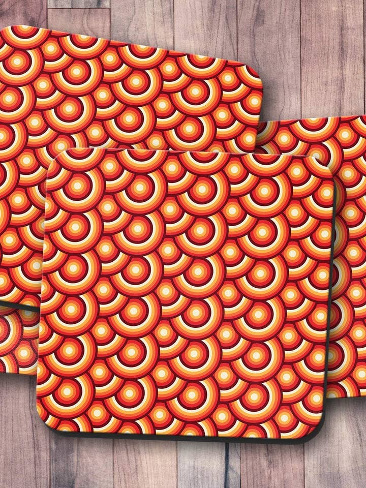 Retro-Kreisuntersetzer – Oranges Design der 1970er Jahre (4er-Set) für den Großhandel von Shadowbright