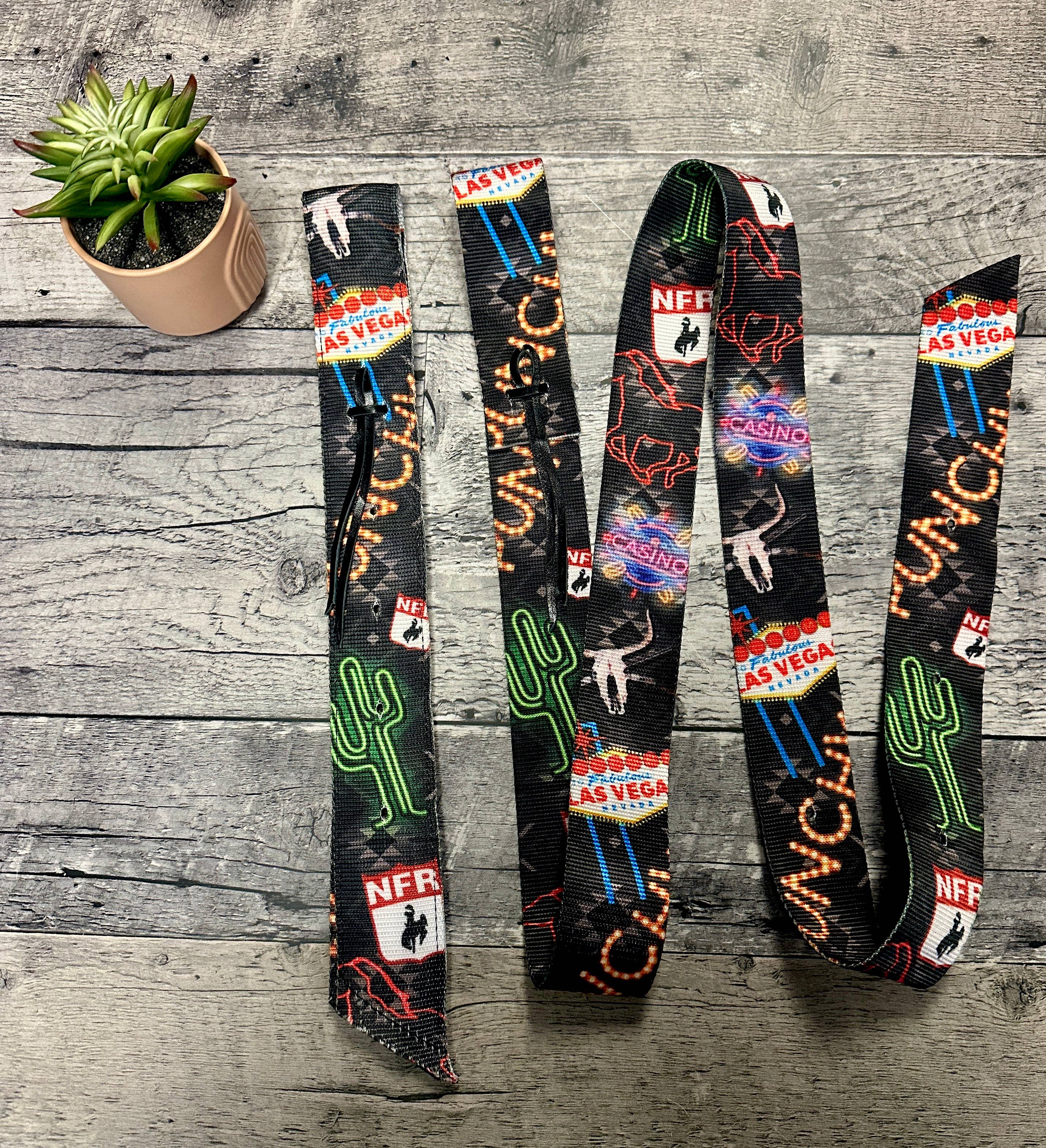 Schulz Equine - Wholesale Paardrijuitrusting - Set van nylon Latigo en Off Billet23