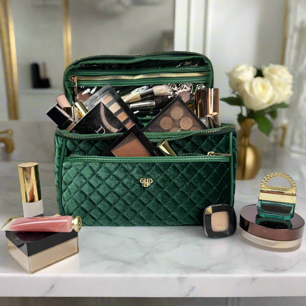 PurseN (new) - Wholesale Toiletry Bag - Women's - Classic Train Case - Emerald Velvet6