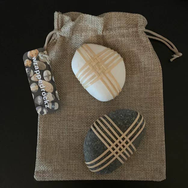 Betsy Bauer Studio – wholesale Andlig sten/kristall – Vävt omslaget1