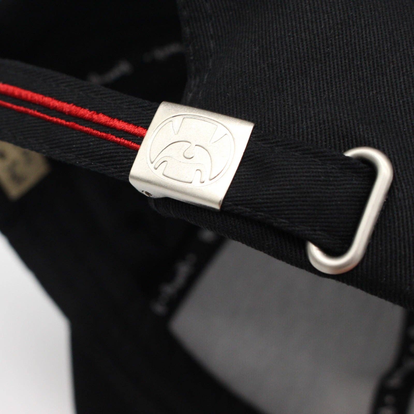 Roaring Socks - Wholesale Baseball Cap - Unisex - Cara Pils (Black)3