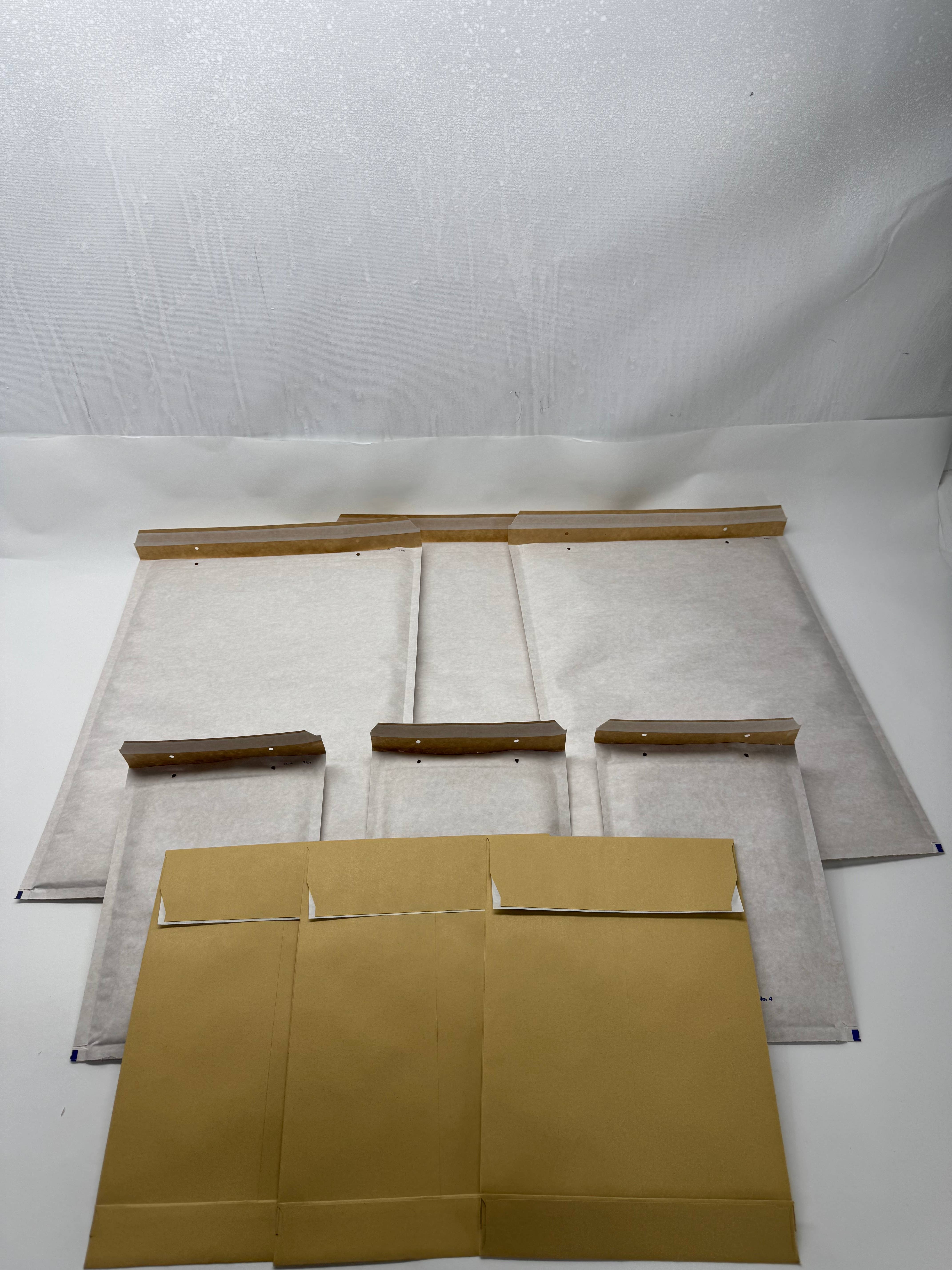 Salzmann Restwaren GmbH - Wholesale Envelopes - Bubble mailers & shipping envelopes, gusseted envelopes1