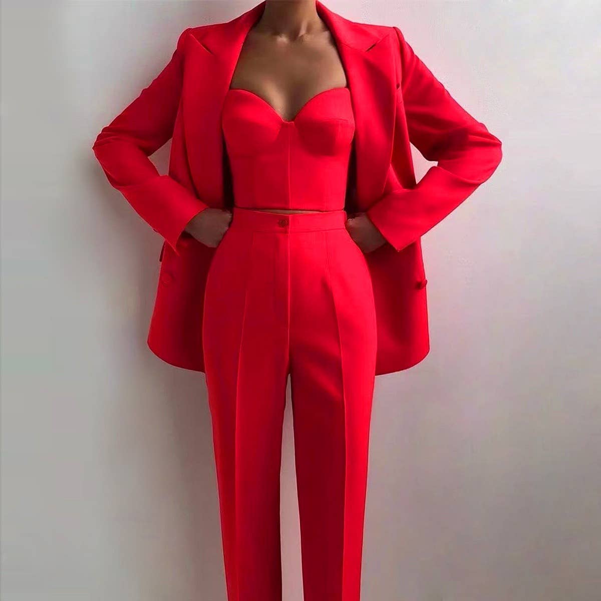Productseeker - Wholesale Suit Set - Women's - SET062(3) Chic Blazer Set: Elegant Top & Tailored Pants7