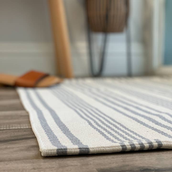 Nickel Designs Doormats - Wholesale Area Rug - Cream and Grey Striped Accent Rug3