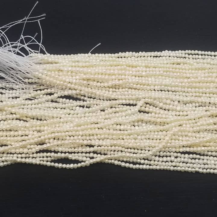 Beads Creation – wholesale Beads – Fresh Water Pearl Center Drill White Nugget Beads PRP3665