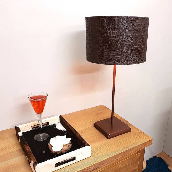 LES SCULPTEURS DU LAC - Vente Abat-jours - Abat jour rond en métal et simili cuir marron4