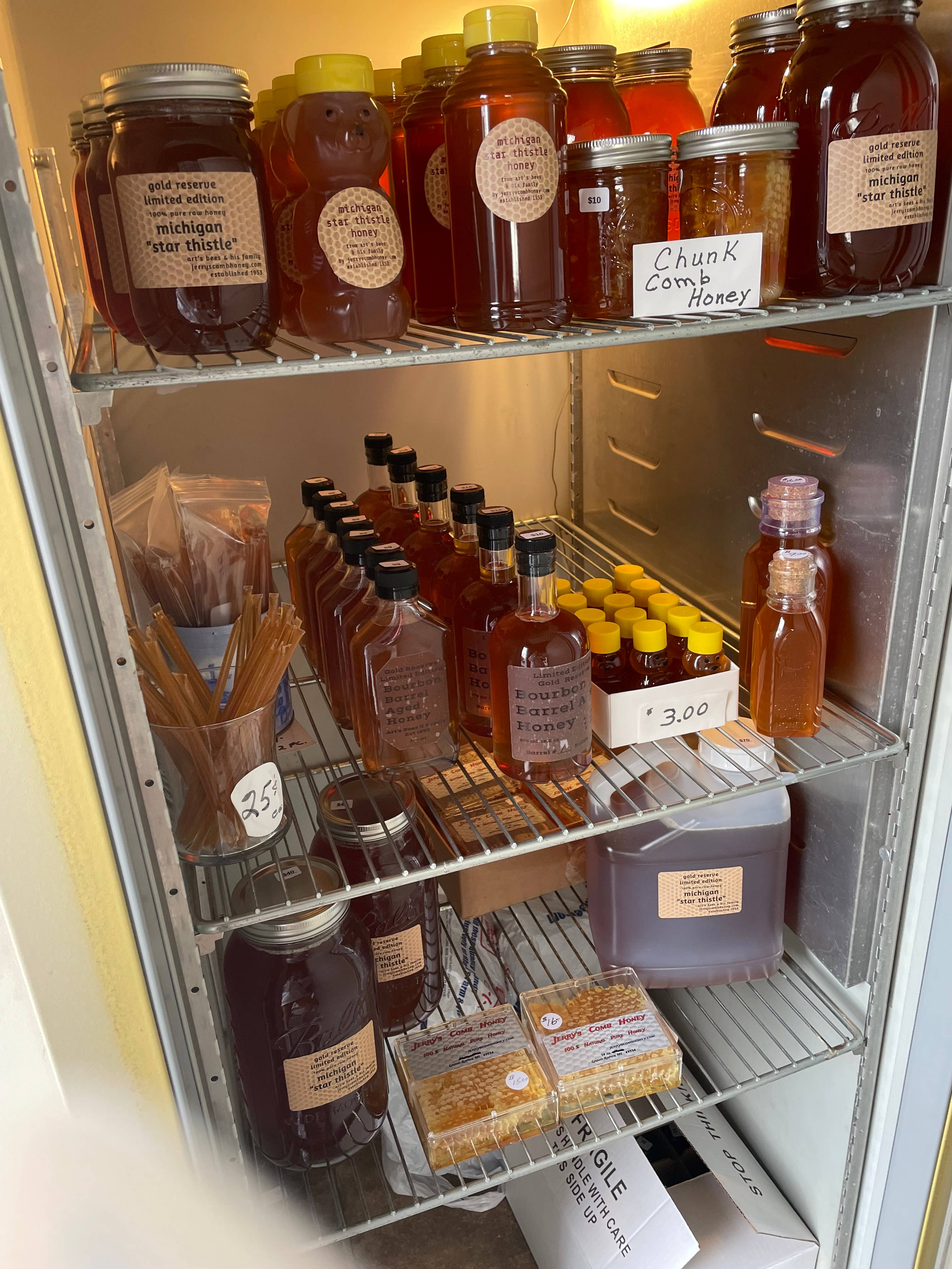 Harvest + Harmony - Wholesale Body cream/lotion - Harvest + Harmony Goat Milk + Honey Lotion, Glass Milk Jug2