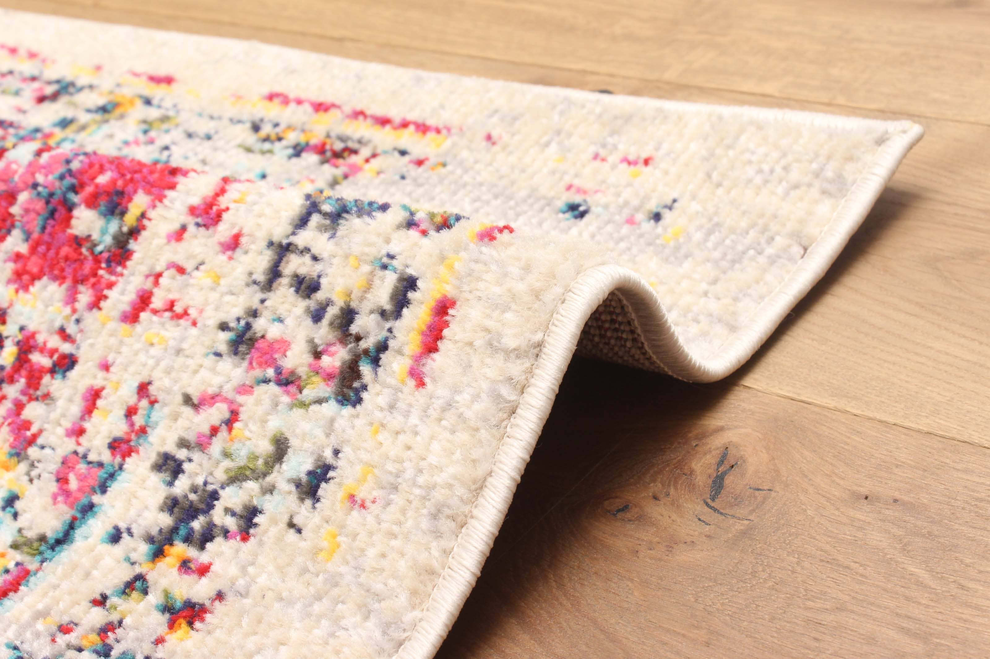 Jasmine Ivory Area Rug for wholesale on Faire17