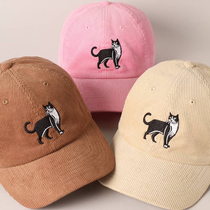 Baseballkasket i fløjl med broderet smokingkat for engroshandel hos Fashion City