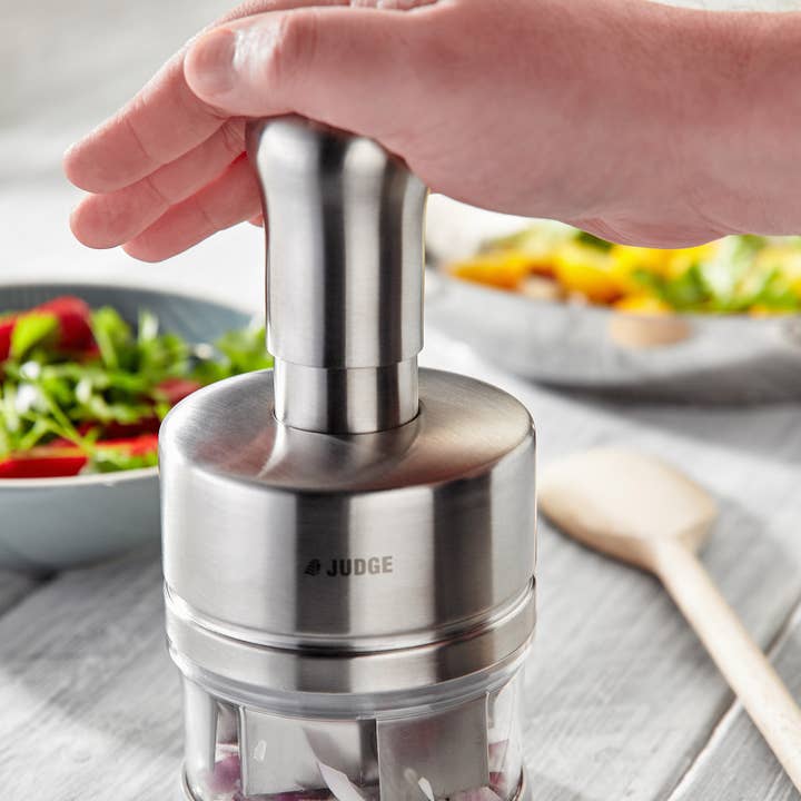 Judge UK – wholesale Kitchen tool/gadget – Judge Kitchen, Onion Chopper2