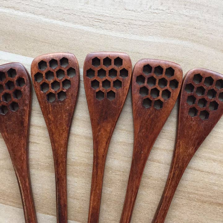 Eastvan bees - Wholesale Honey Dipper - Honey Dippers With Hex Holes1