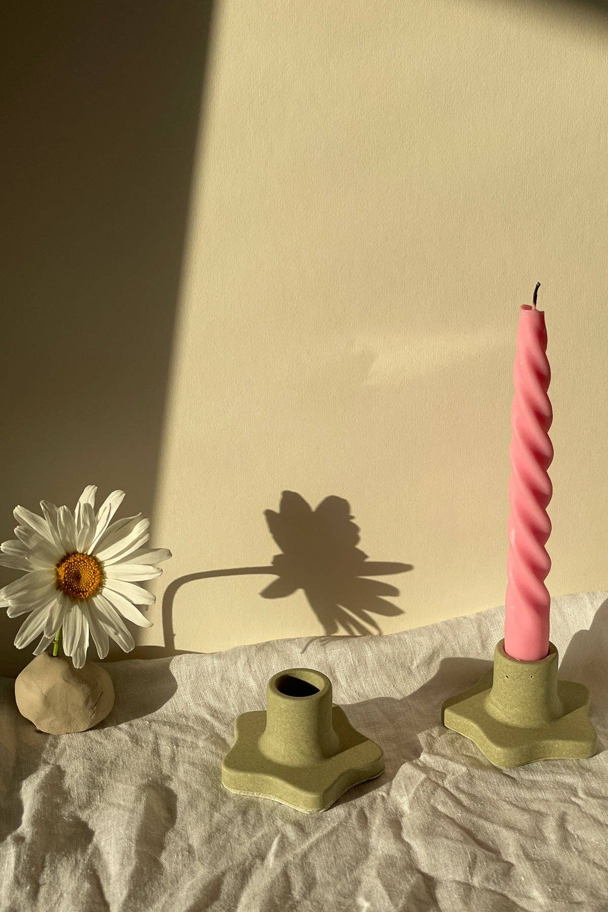 Interlude Candles – wholesale Candle holder – Daisy Candlestick Holders - pack of 31