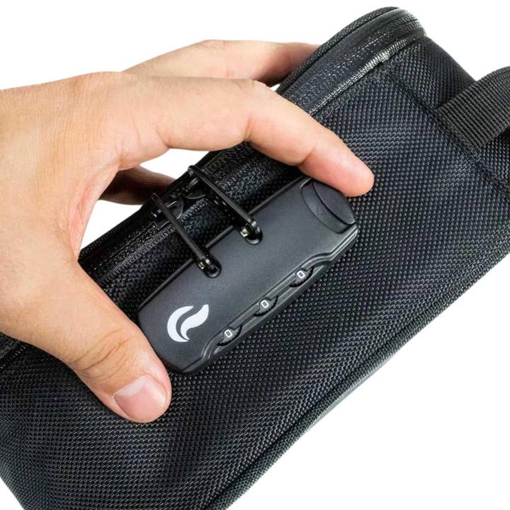 Up N Smoke - Wholesale Humidor/Cigar Accessory - SK9 Large sidekick Smell-Proof Bag