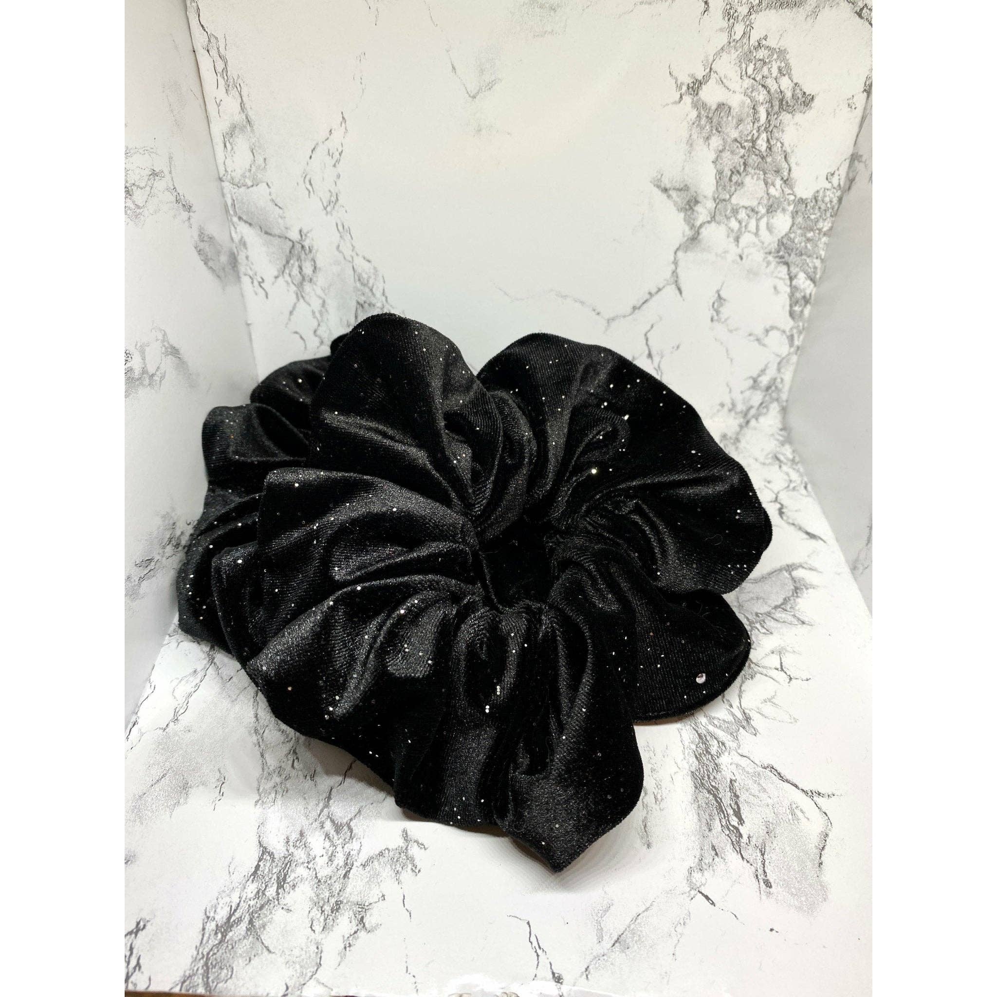 Enchanted Scrunch – Engroshandel Scrunchie – Kvinder – Sort Sparkle Velvet Scrunchie1