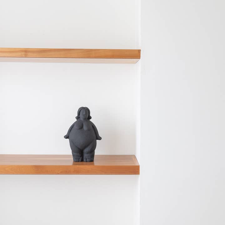 OITO Atelier - Wholesale Decorative Figurine - Woman5