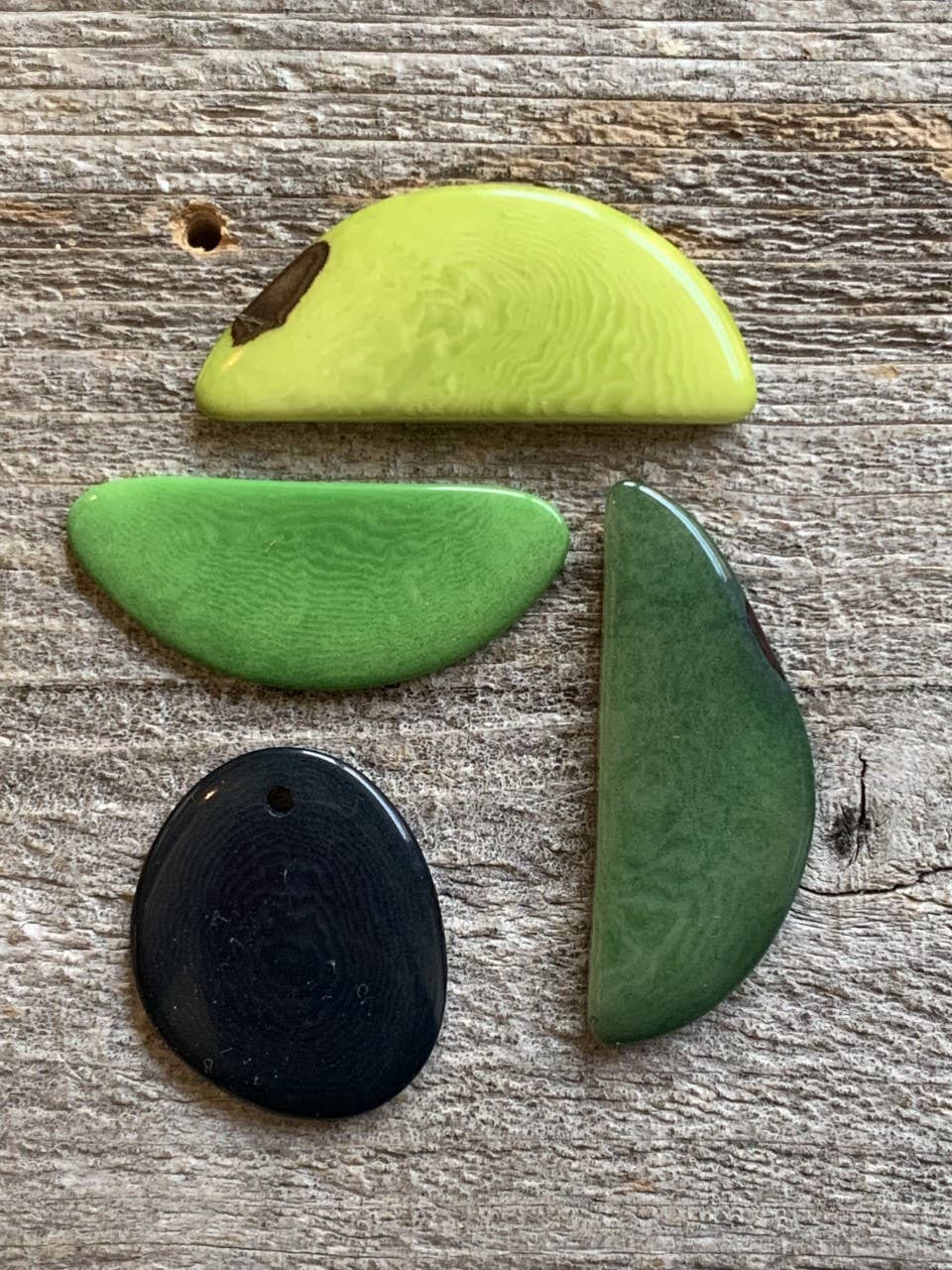 Veronica Riley Martens – Engroshandel Halskæde med vedhæng – Blandede figurer/Mobile Asymmetrisk halskæde5