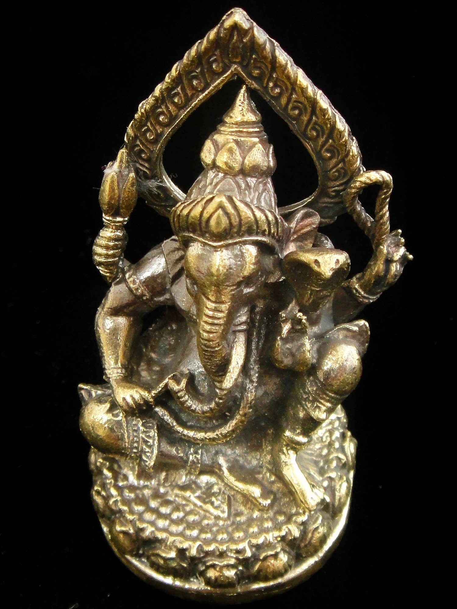 Tika - Venta al por mayor Figura decorativa - Estatuilla de deidad de latón, grande, Ganesh1