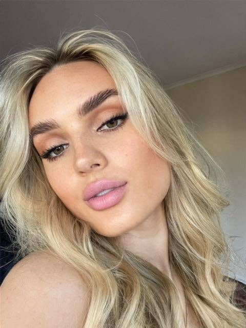 SUZY. Lipsticks – wholesale Läppstift – Fröken Amy BABY ROSA (Matt)0