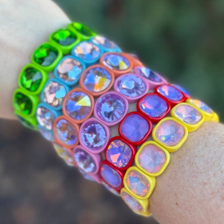 Taylor Elliott Designs - Wholesale Beaded Bracelet - Stretch Bracelet - Enamel w/ Large Stones - Elise