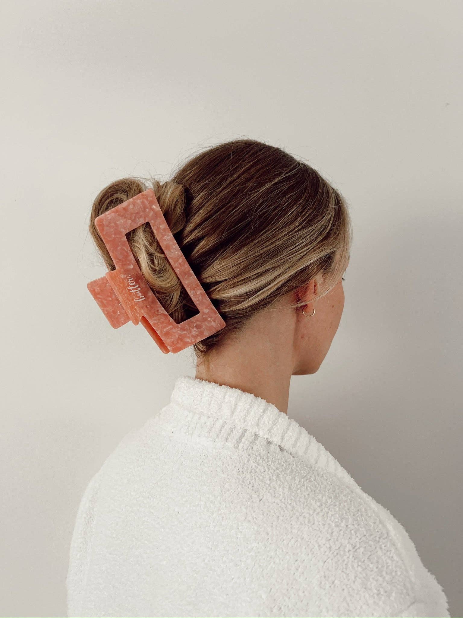 Butter Beauty - Wholesale Hair Clip - Women's - XL Claw Hair Clip 13CM0