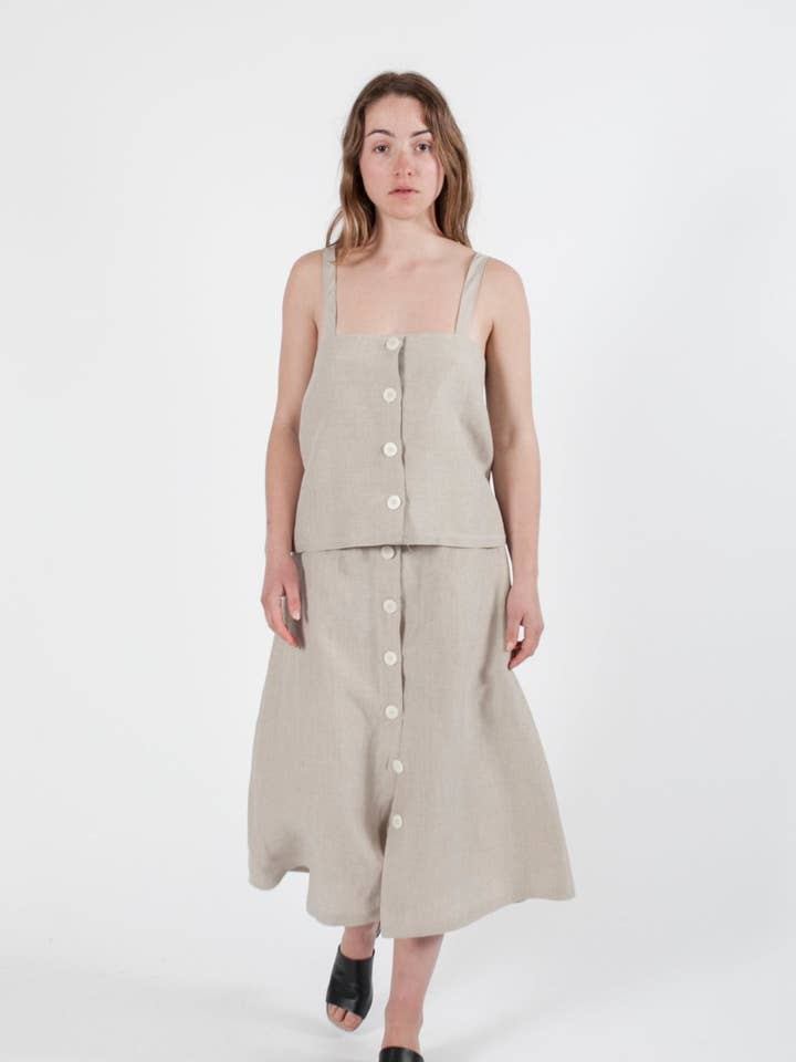 Hampelinnedragt med knapper for engroshandel hos Good Studios