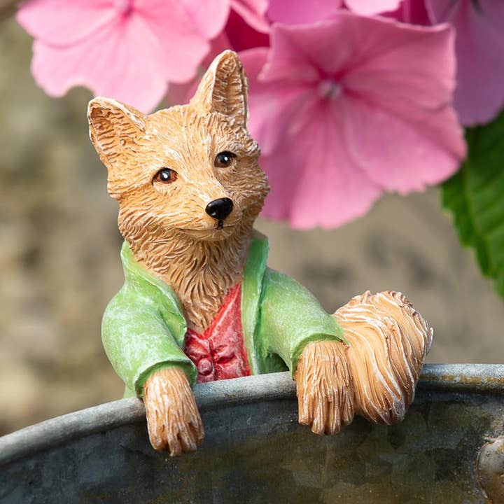 Beatrix Potter Mr. Tod Plant Pot Hanger for wholesale by Jardinopia UK