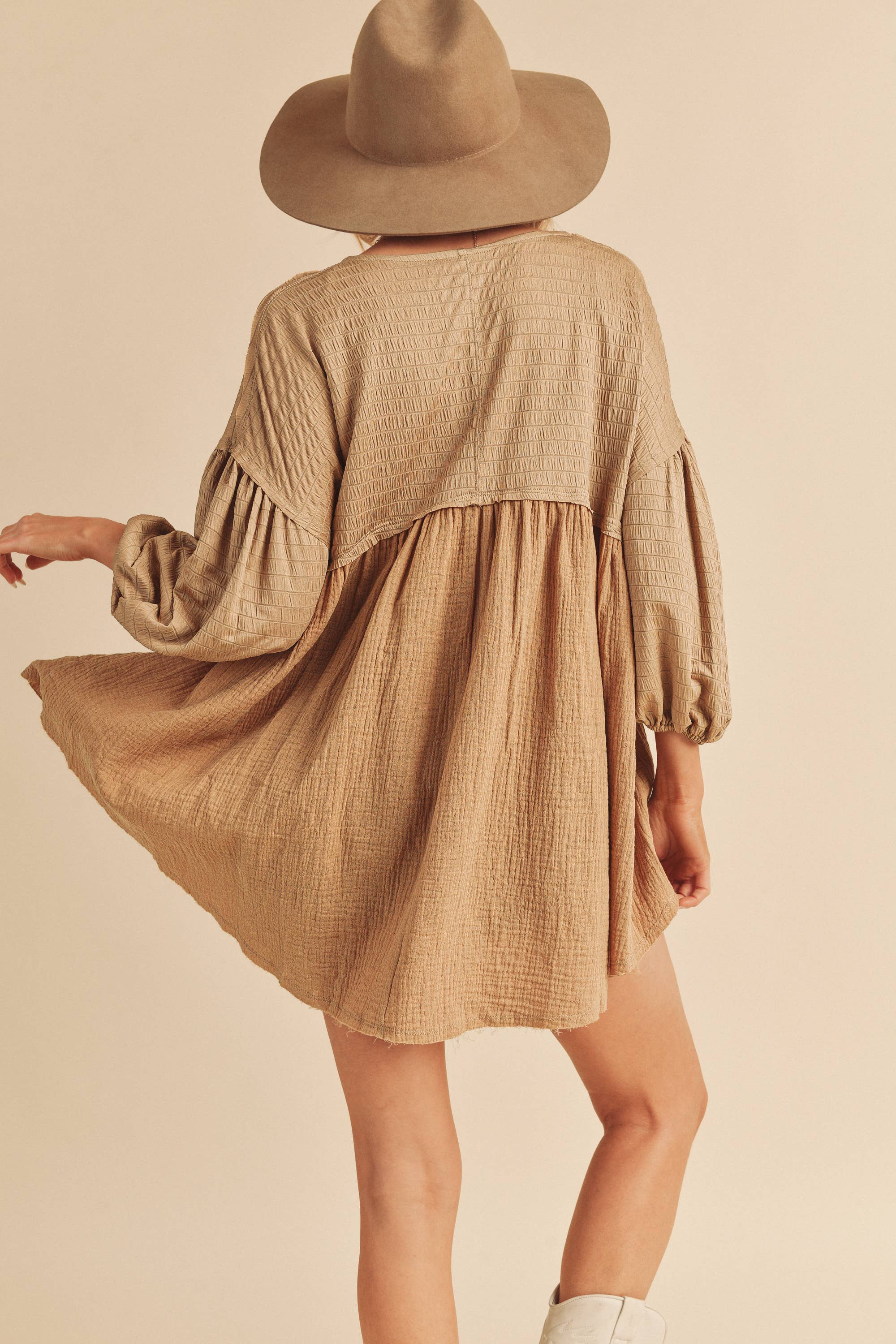 AEMI + CO - Venta al por mayor Túnica - Mujer - Camiseta Natalie 880AS24