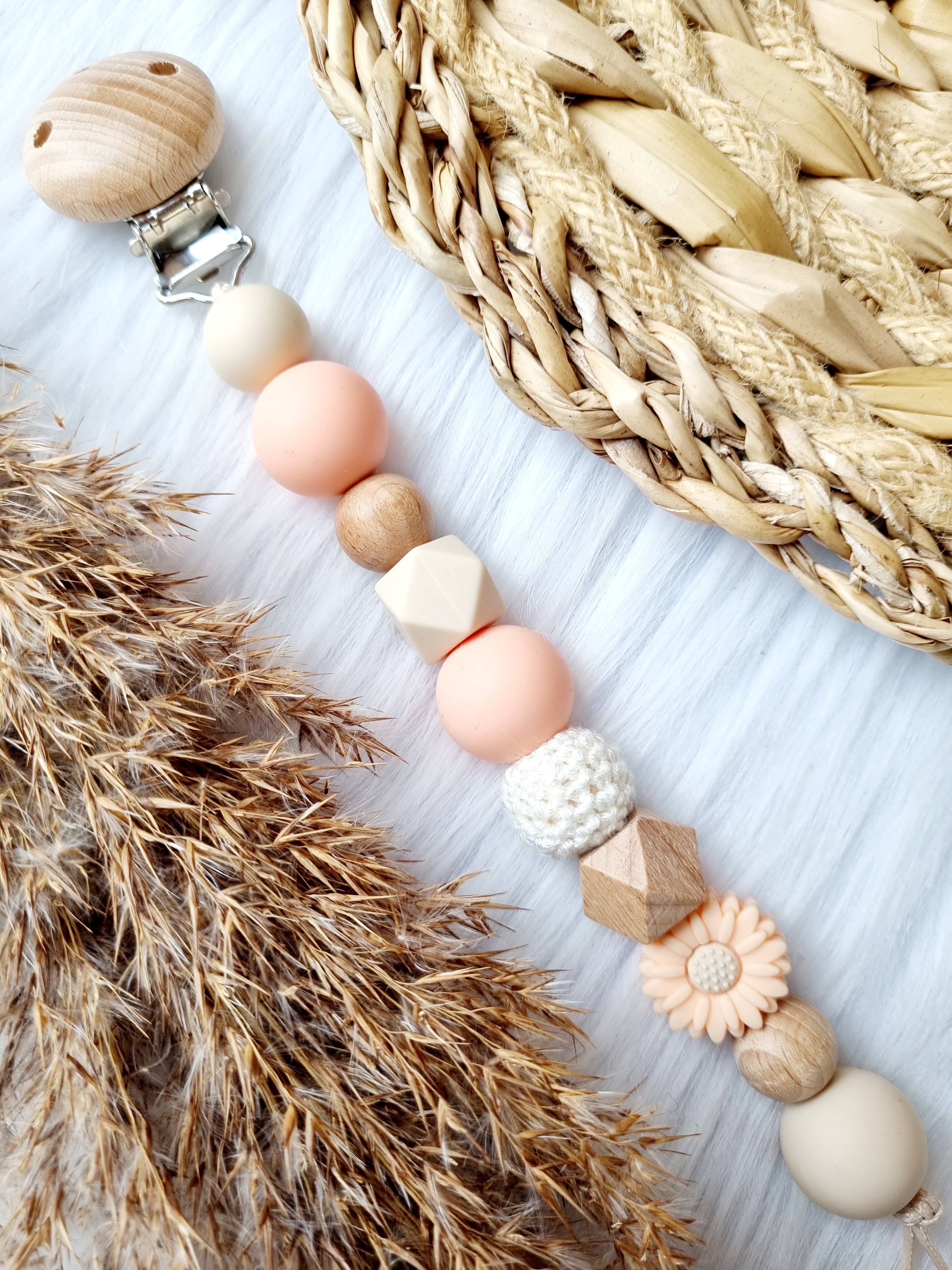 Happy by Lies - Venta al por mayor Clip para chupete - Bebé - Speenkoord Daisy Peach | speenketting | babyproduct0