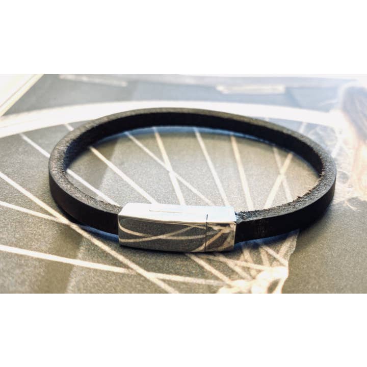 Kleines braunes Lederarmband für Herren für den Großhandel von Chic Le Freak