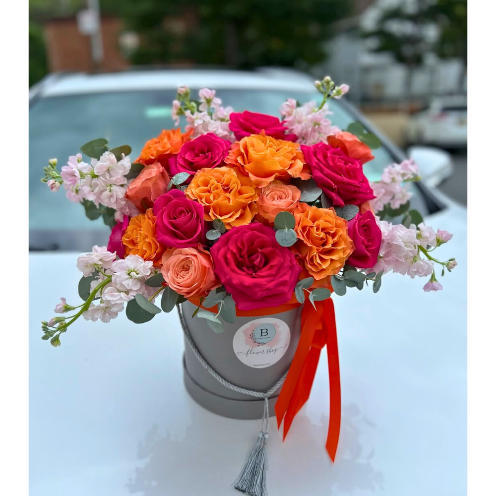 UNIKPACKAGING – wholesale Gift box – Set of 3 Round Flower/Gift Boxes with Tassel Detail16