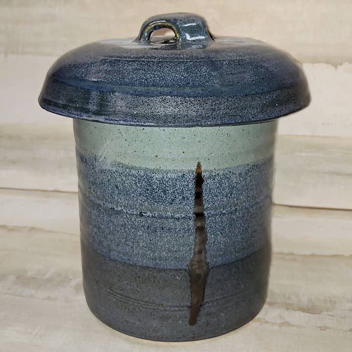 Maggy Ames Handmade - Wholesale Indoor Pot - Compost Pot2