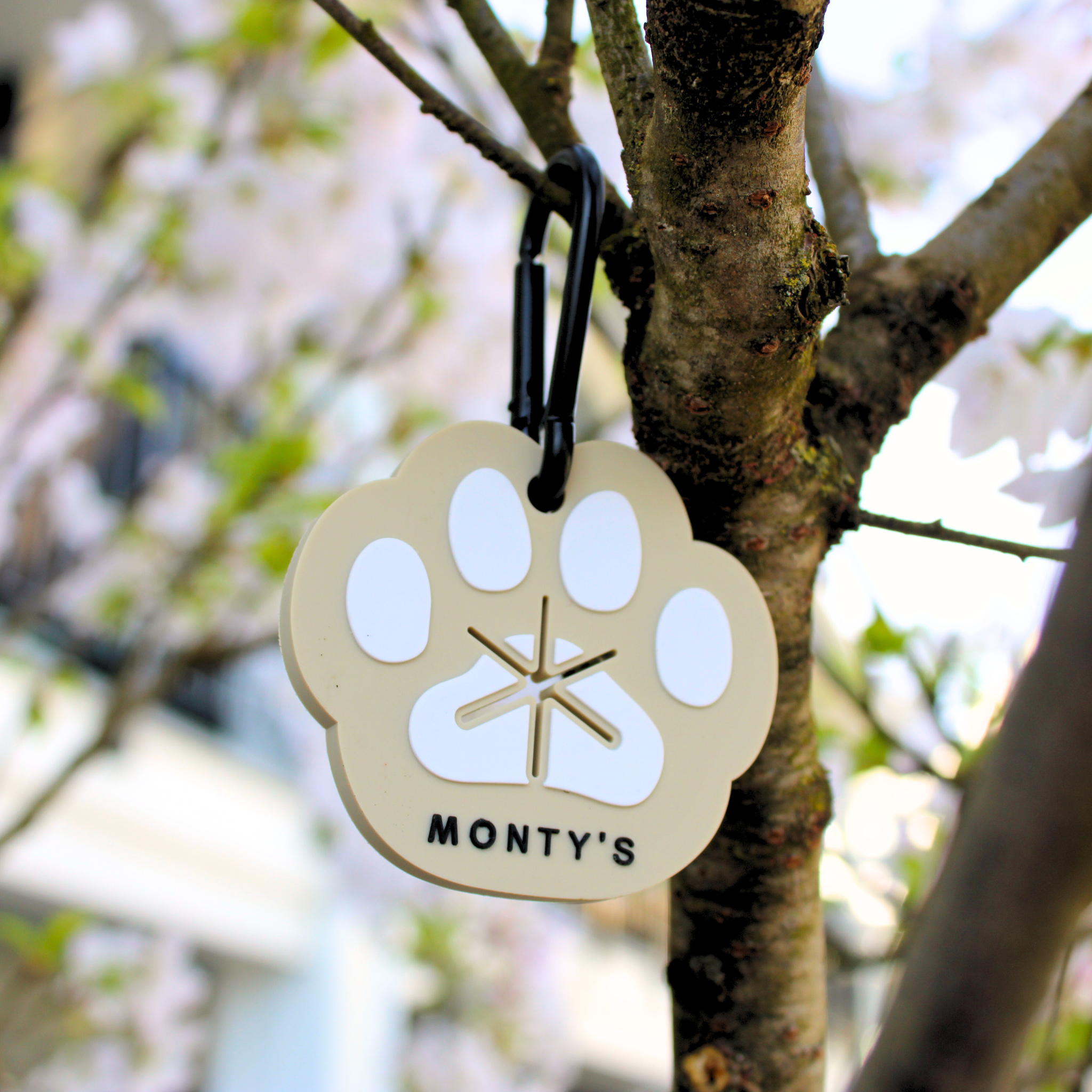 Monty's Bags - Wholesale Pet Poop Bag Dispenser - Silicone Used Poop Bag Handsfree Holder - Paw Print14