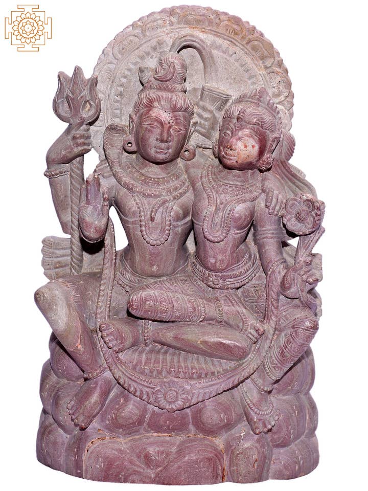 Statue en pierre de 12" Seigneur Shiva Déesse Parvati pour la vente par Exotic India Art