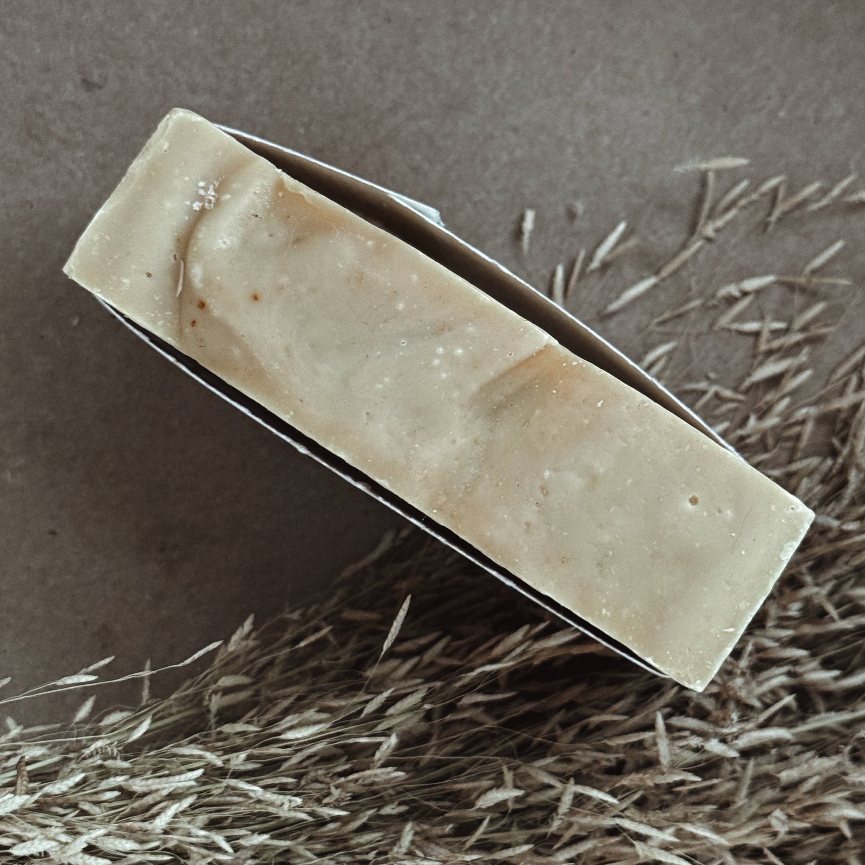 Modern Skyn Alchemy LLC. - Wholesale Bar Soap - Orange Clay Face/Body Bar with Turmeric and Kojic Acid4