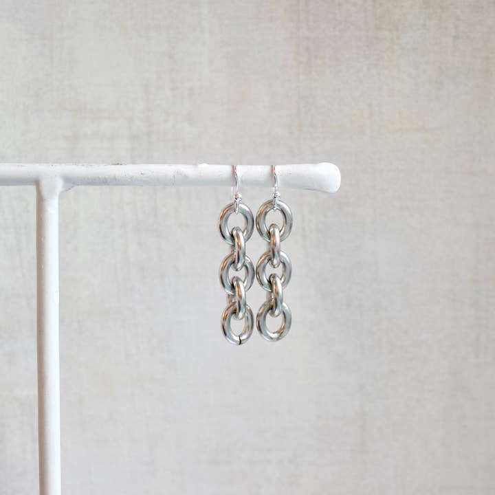 a.v. max - Wholesale Dangle Earrings - Lux Baroque Chain Gang Earring|Matte Gold|Matte Silver