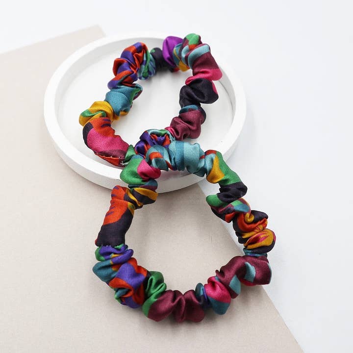 Coleteros de seda Coronation de Liberty London para venta al por mayor de Grace James Online