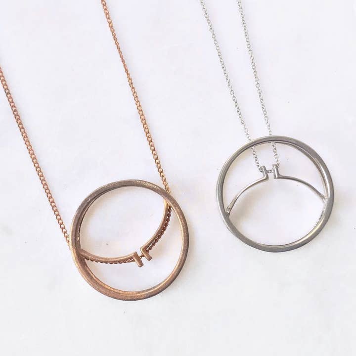 Eclipse Halskette für den Großhandel von Metalepsis Projects