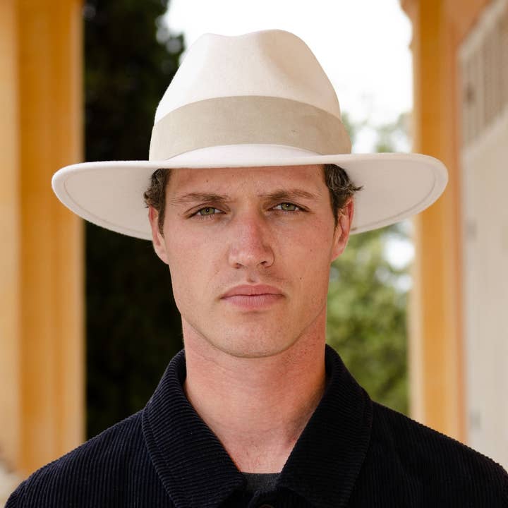 TRAVAUX EN COURS... - Wholesale Fedora - Unisex - WIDE BRIM HAT - leather braid30