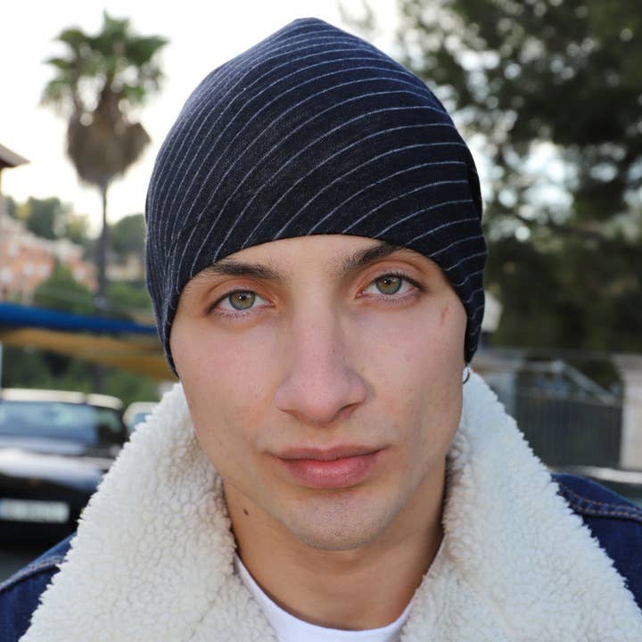 Bonnets Classic Dandy 211H pour la vente par Purple Sardine