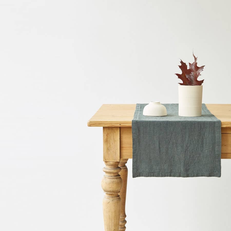 Linen Tales (We cover U.S. import duties) - Wholesale Table Runner - Forest Green Linen Table Runner