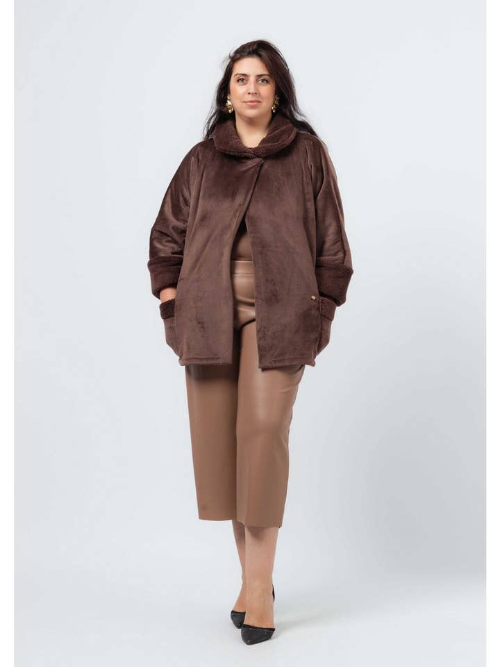 253063 - Culotte i glat napa Efterår Vinter Kollektion Store Størrelser for engroshandel hos Teresa Cardoso Oliveira