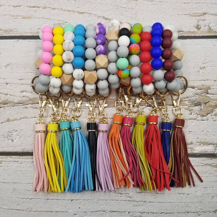 Treasure Wholesale - Wholesale Keychain - Women's - Handmade Silicone Bead Bangle Keychain